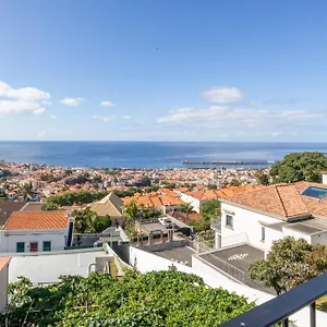 Atlantico Azul , Funchal (Madeira) Portugal